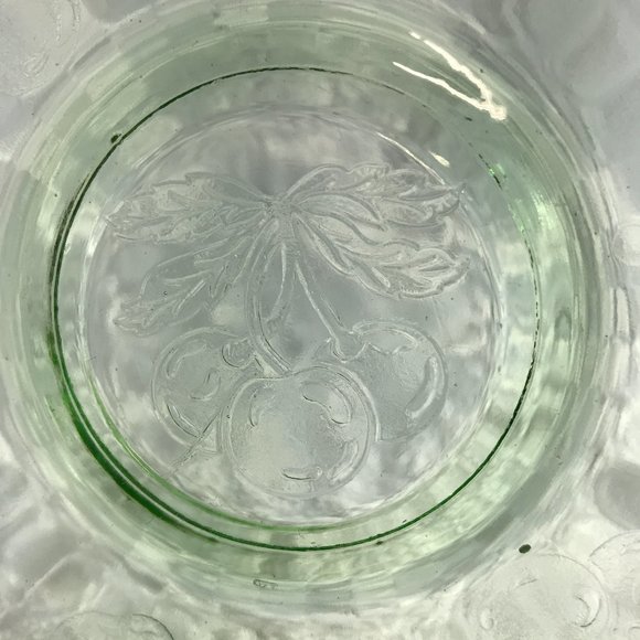 Vintage Vaseline Uranium Small Saucer Plate Glow #33 - Picture 6 of 8